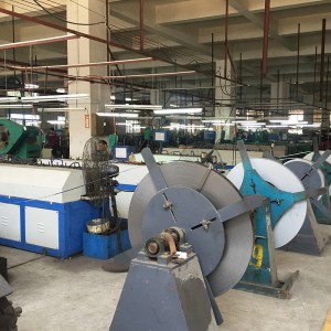 Rolling mill of undermount slides